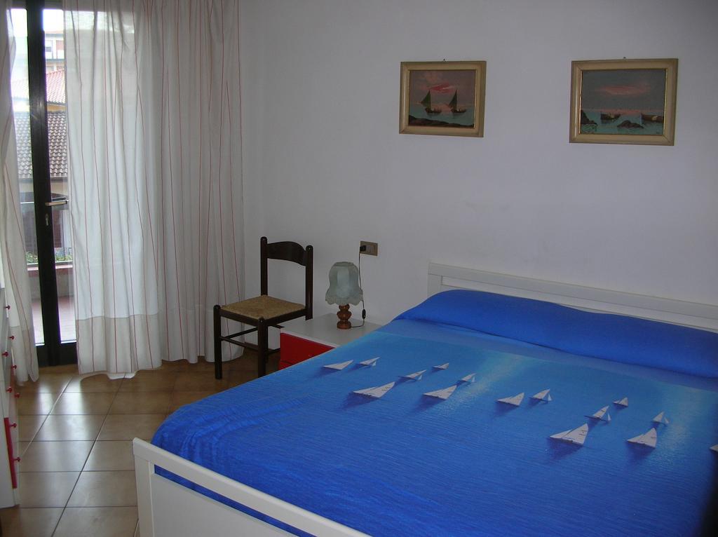 Holiday Villas Marina di Massa Chambre photo