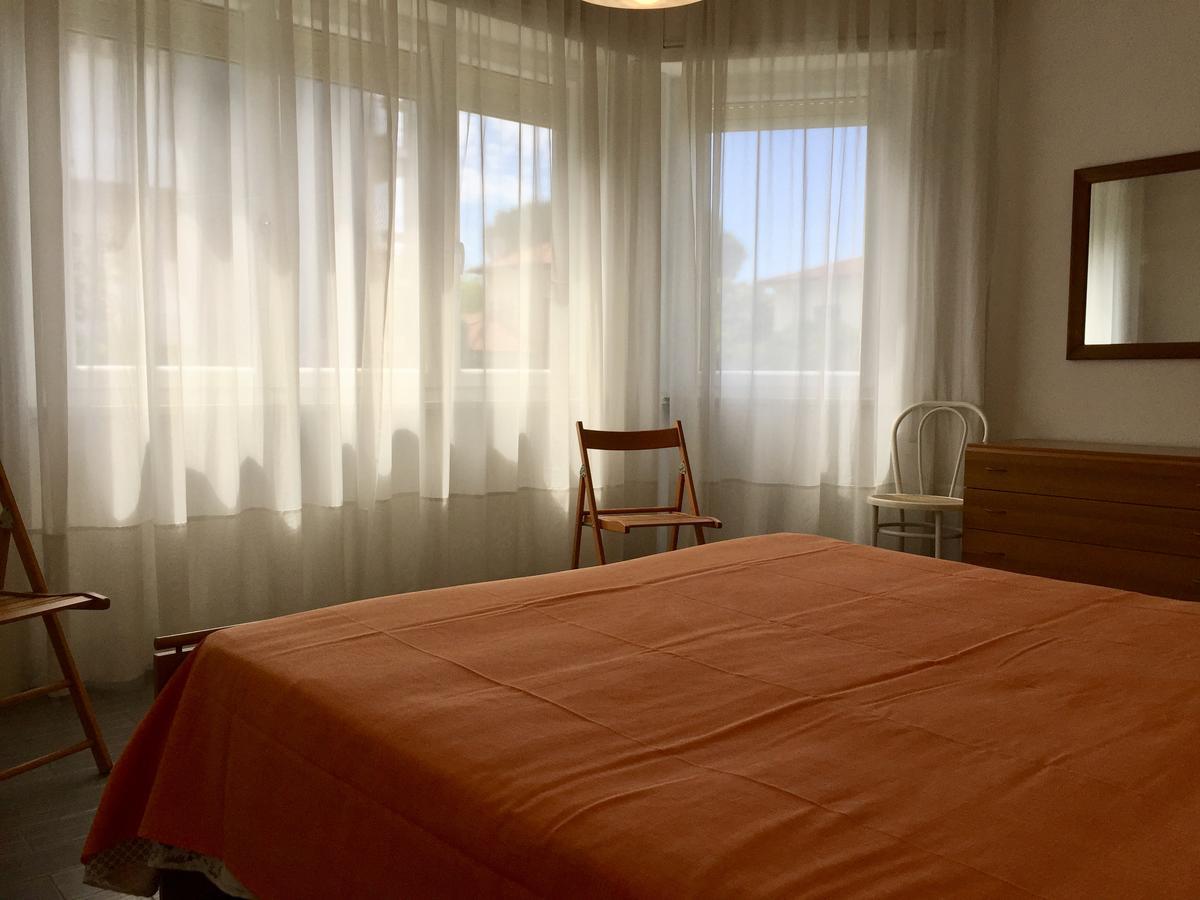 Holiday Villas Marina di Massa Extérieur photo