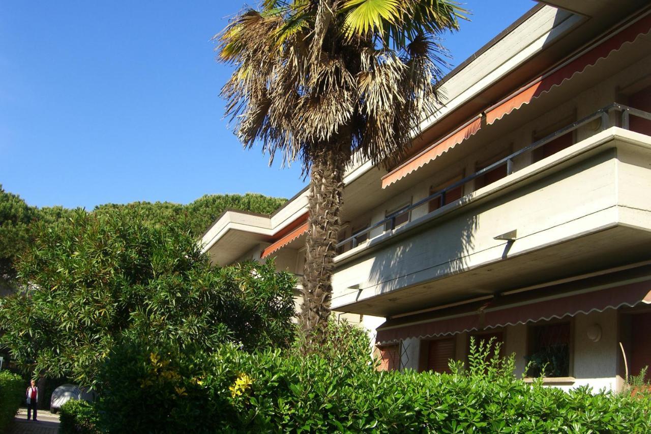 Holiday Villas Marina di Massa Extérieur photo